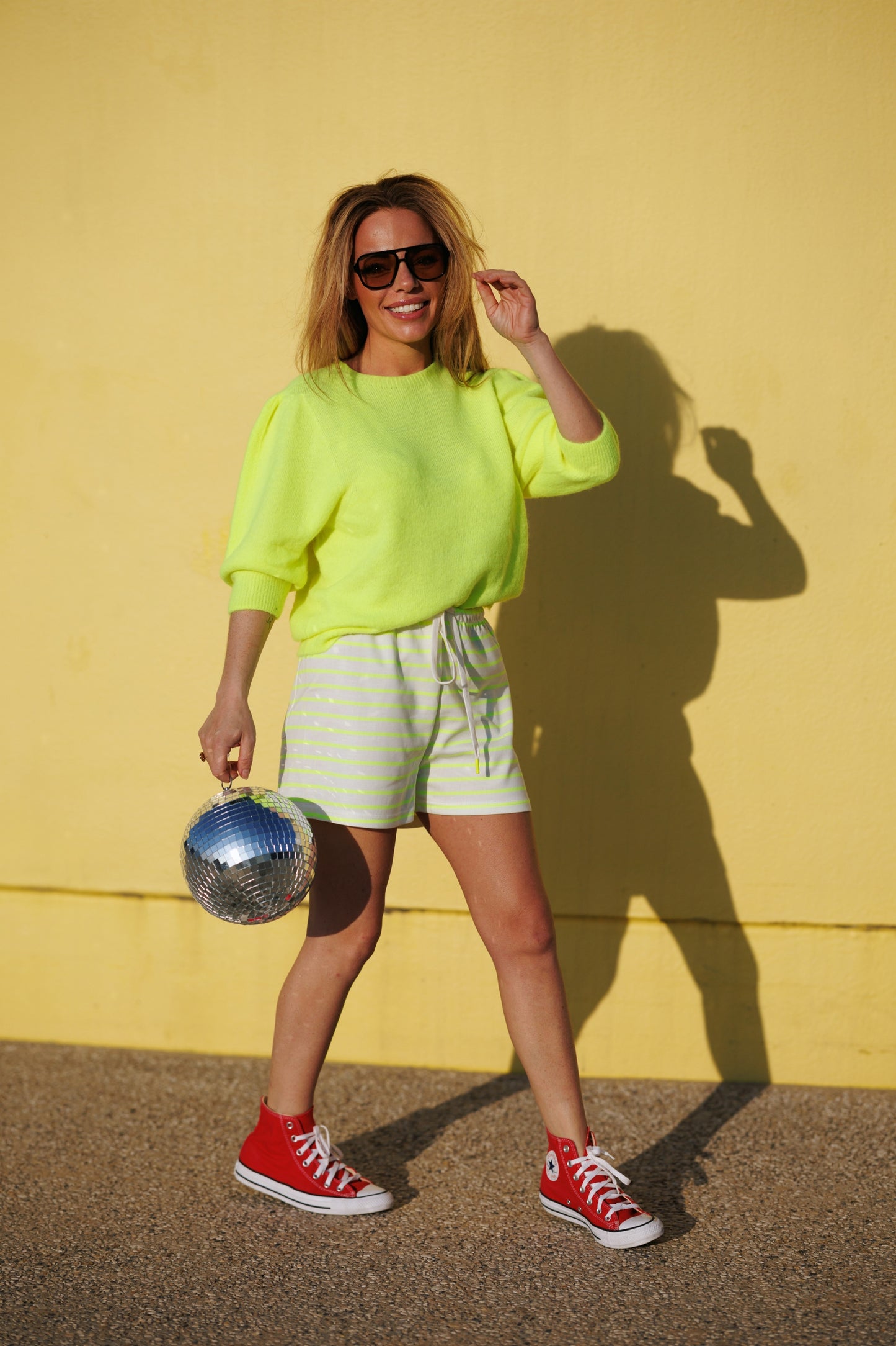 Short beige/neon geel